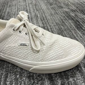Vans Women's Cream Textured Sneakers